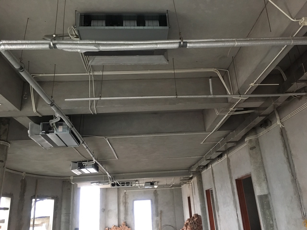 Ưu nhược điểm của điều hòa trung tâm những điều cần biết 5 Hệ thống điều hòa trung tâm có quy mô lớn