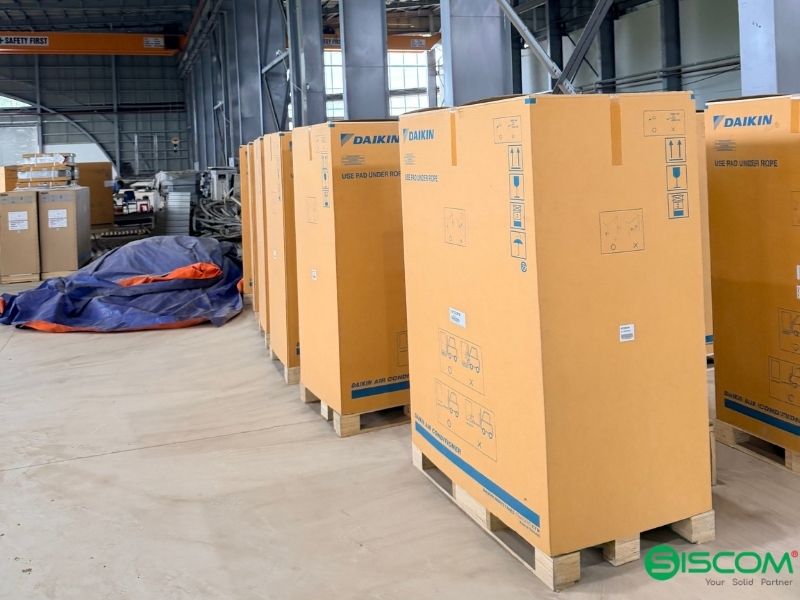 Cụm dàn nóng điều hòa VRV Daikin chính hãng giao đến dự án trường học tại Bắc Ninh - SISCOM